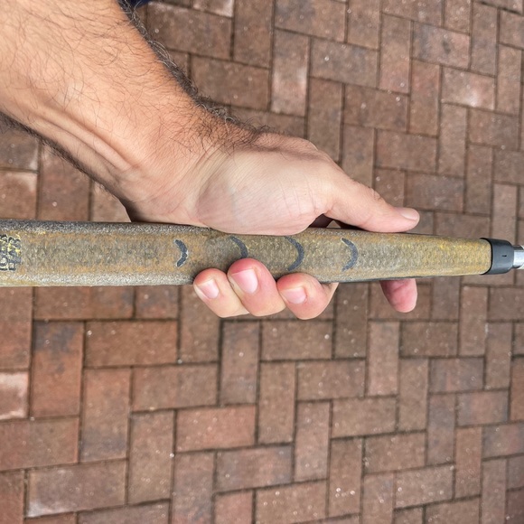 Taylormade Mezza Monza Rossa Putter in right handed 
Used - Picture 5 of 9